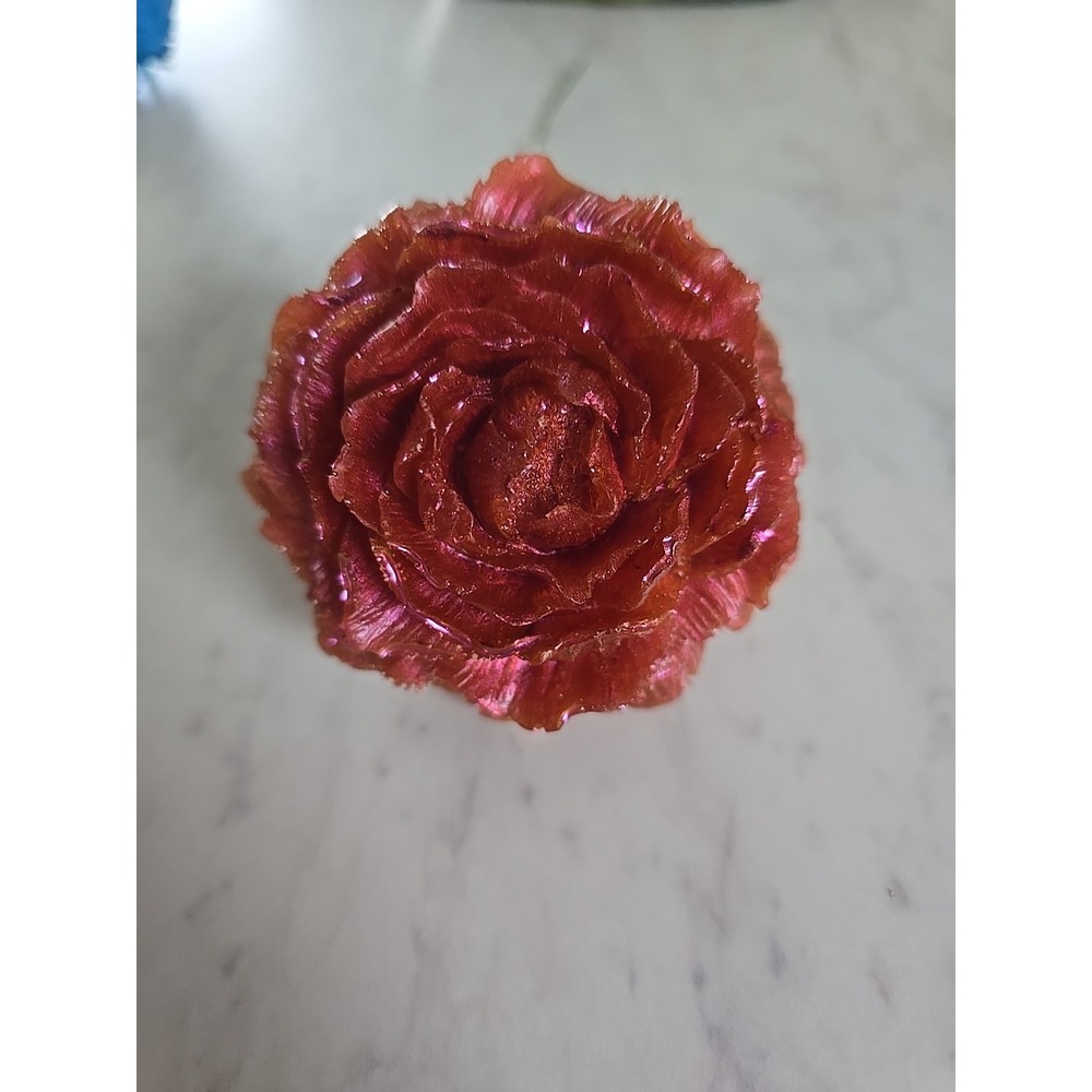 Resin Red Flower Decoration Gift. 575